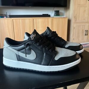 Air Jordan 1 Retro Low OG 'Shadow' 2024